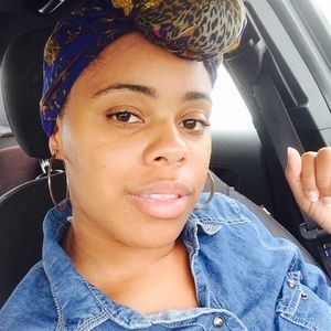 Meet your Posher, Erica